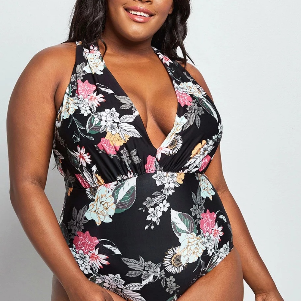 ModCloth NWOT Women's‎ The Lauren One-Piece Swimsuit